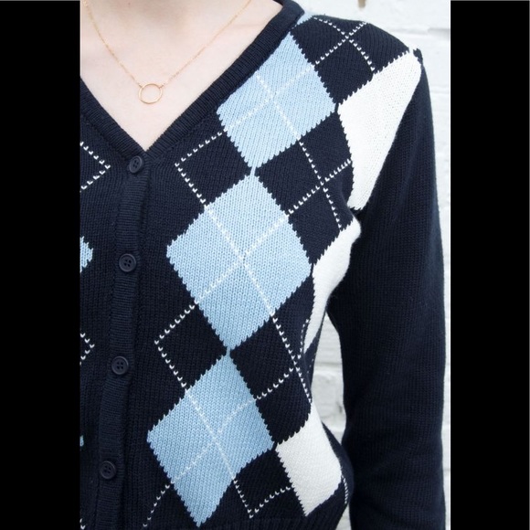 Brandy Melville Elizabeth cardigan sweater - Picture 6 of 7